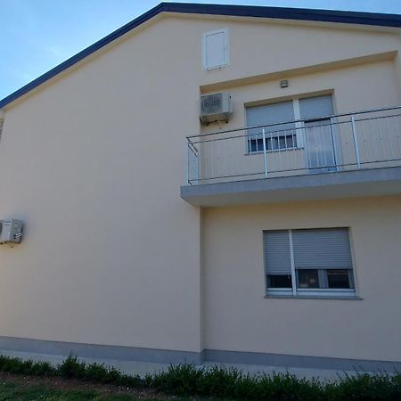 Family Apartment Cathy Galizana Luaran gambar