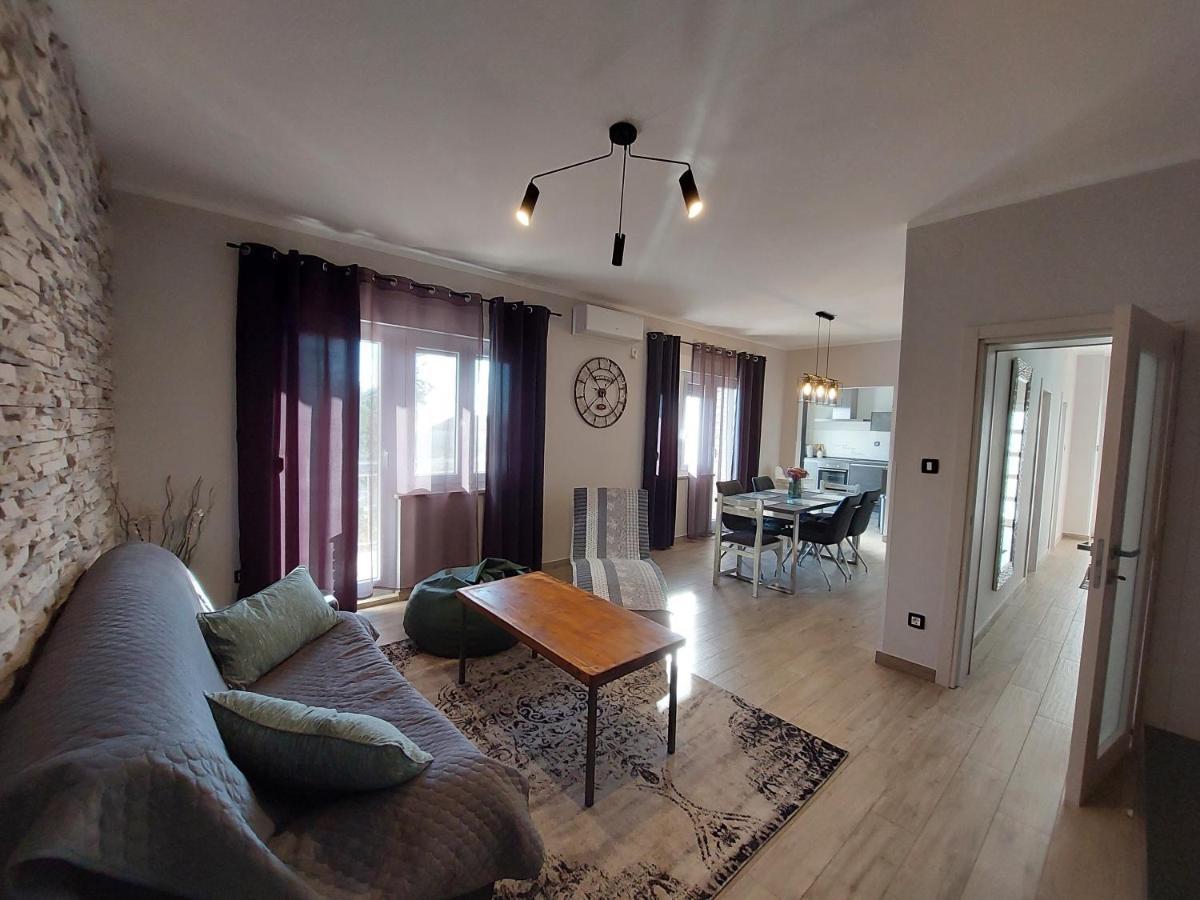 Family Apartment Cathy Galizana Luaran gambar